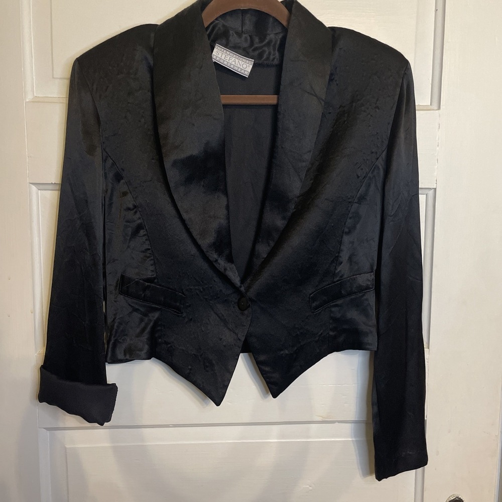 Smooth Satin Feel Fitted Cropped Solid Black Jacket Tuxedo Women's Vtg Stefano